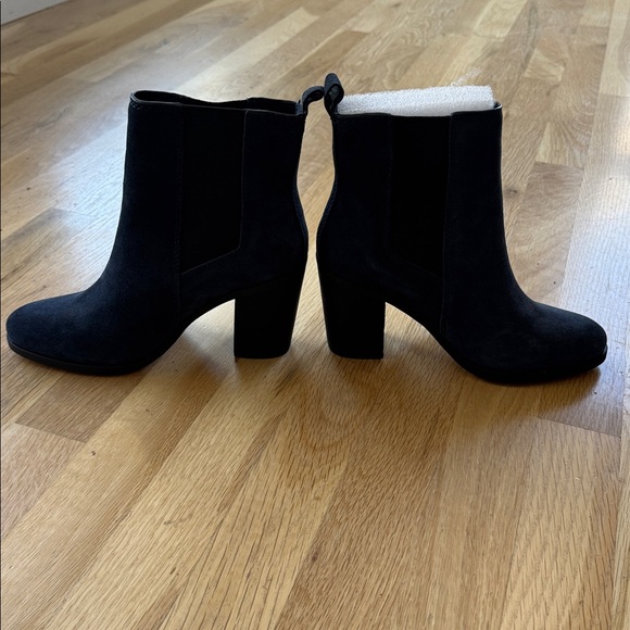 New Splendid Newbury Ankle Boot Navy Suede Size 6 - Picture 4 of 8